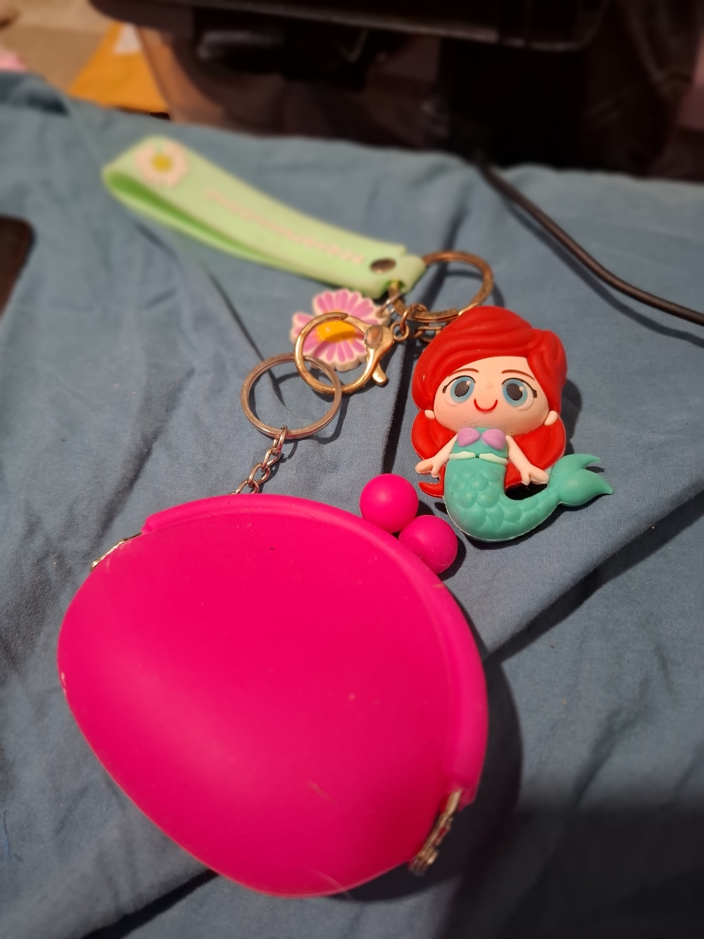 Pink Silicone Coin Purse with Mermaid Keychain - Kids Toys
